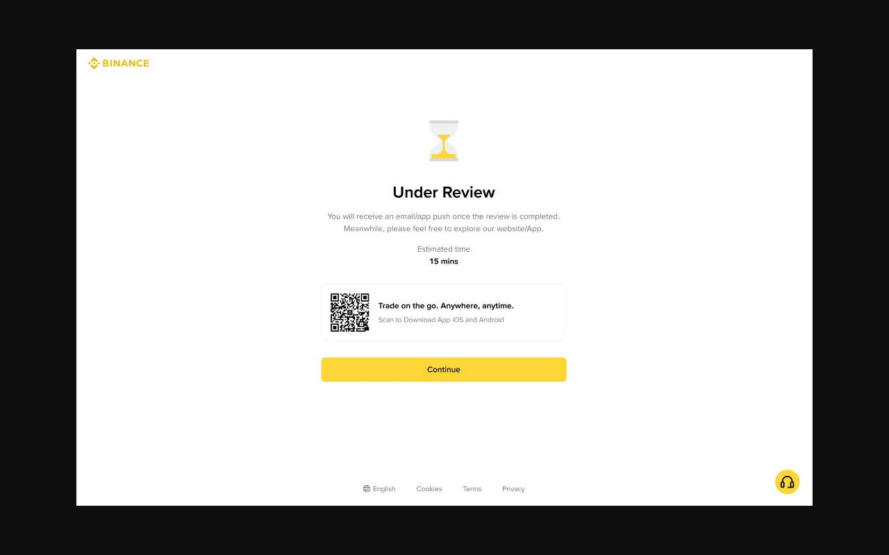 Binance жеке басты растау экранында Under Review мәртебесі, Estimated time 15 mins жазуы және Continue батырмасы