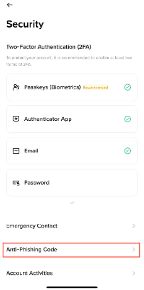 Binance қолданбасының Security экраны: 2FA тізімі, төмен жағында қызыл жақтаумен белгіленген Anti-Phishing Code жолы